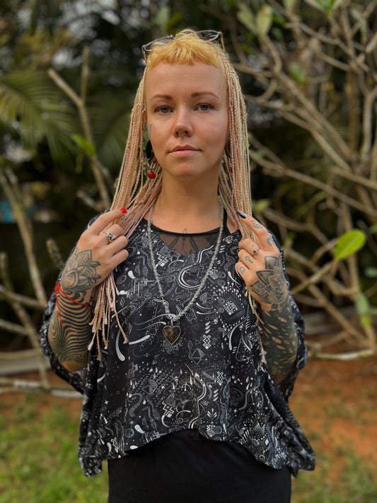 Jungle ✧ Poncho Top ✧ TAS