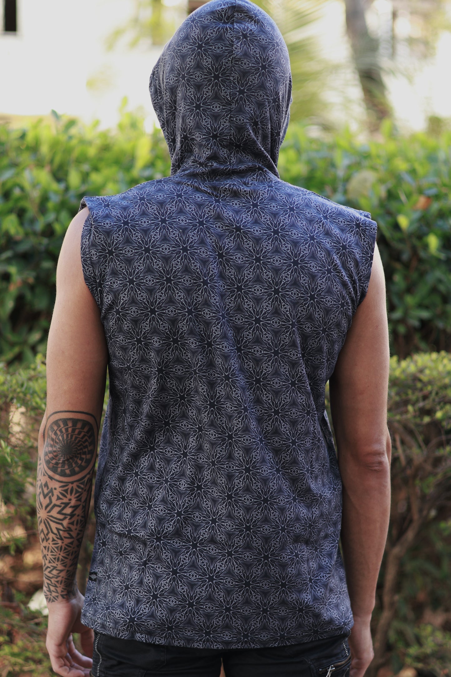 Mindmesh ✧ Hooded Tank