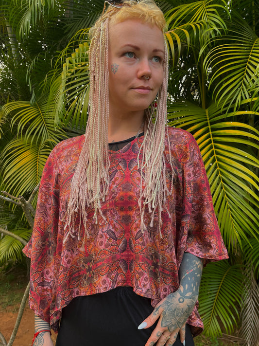 Microbia ✧ Poncho Top ✧ R.S.Connett